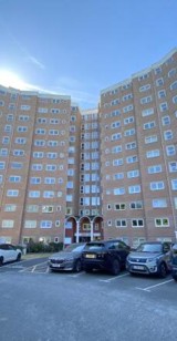 3 Bedroom Flat in Manor Road Bournemouth